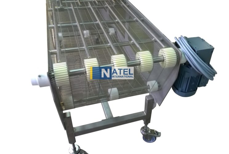 convoyeurs-droits-a-maille-inox-convoyeur-02